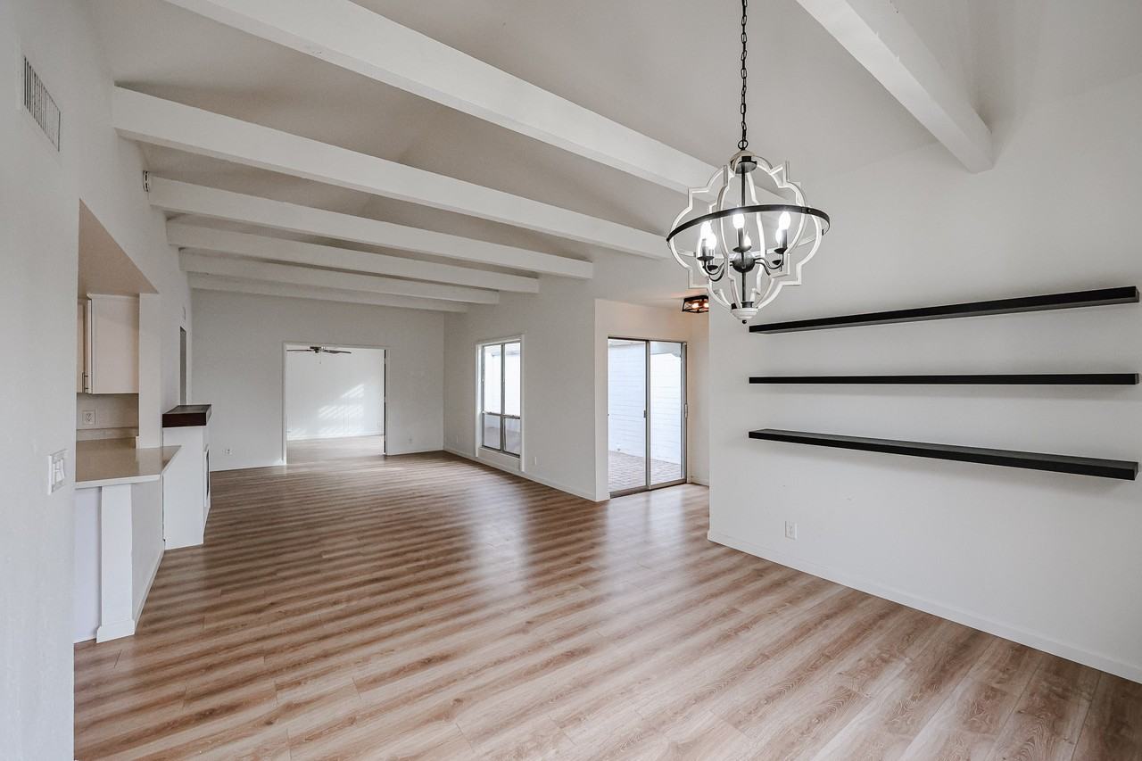 6633 N Majorca Ln E - Photo 5 of 23