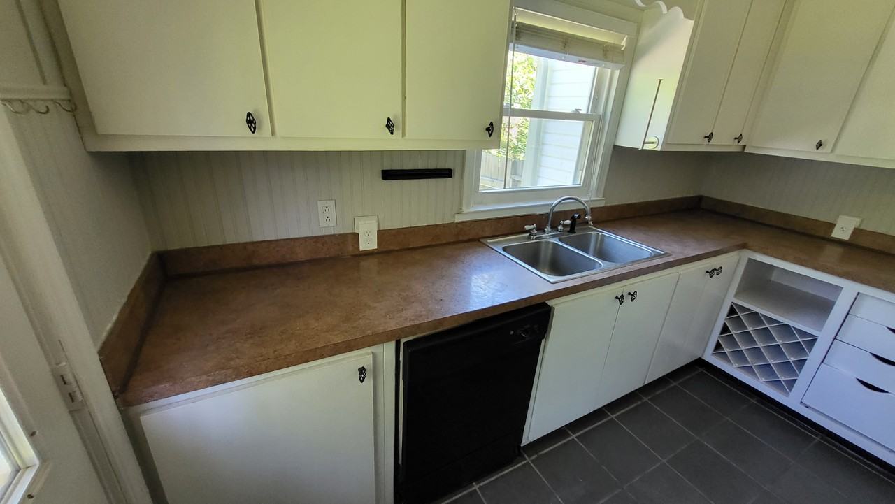 2789 Madison Ave - Photo 4 of 7