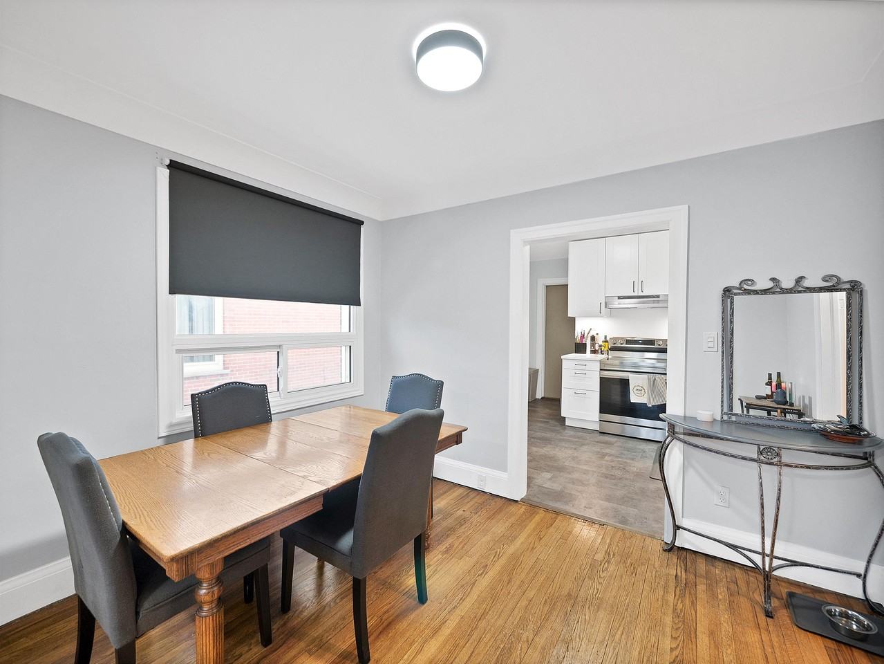 234 Clarence St #1 - Photo 3 of 24