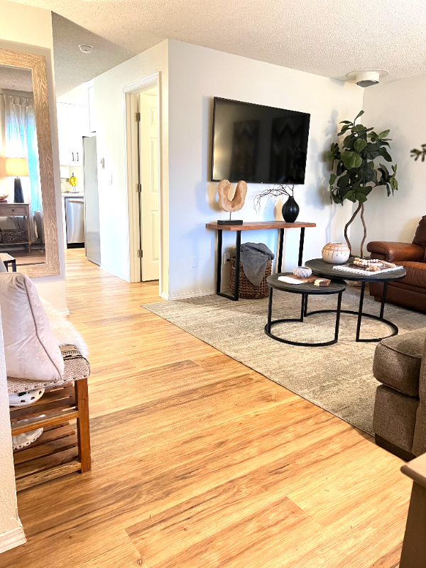 10022 Farwest Dr Sw - Photo 4 of 14