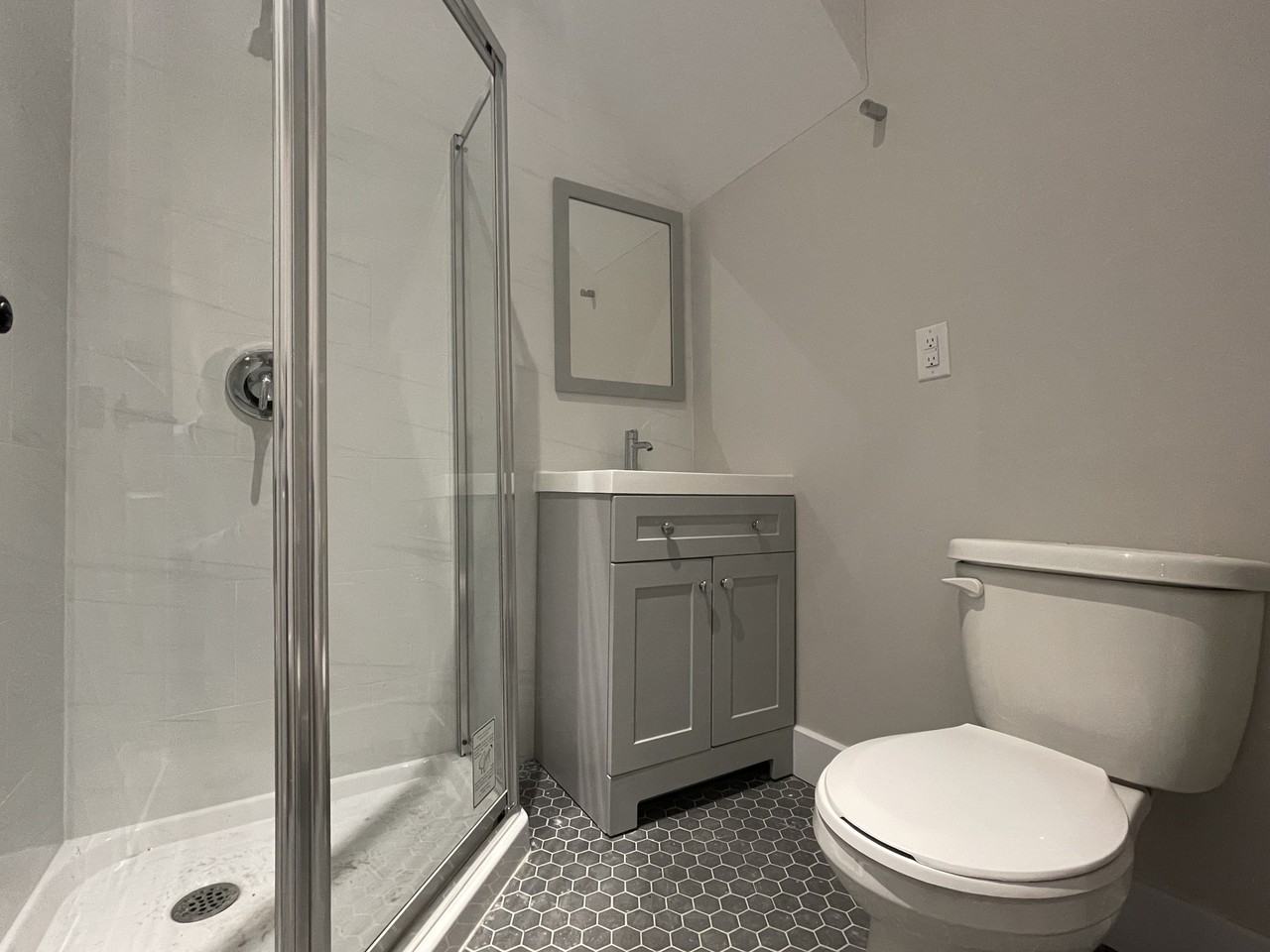 55 John Street South, Hamilton, Ontario - Photo 3 of 4
