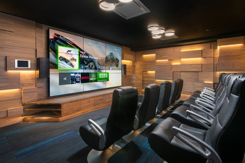 710 N Morgan St - Photo 4 of 12