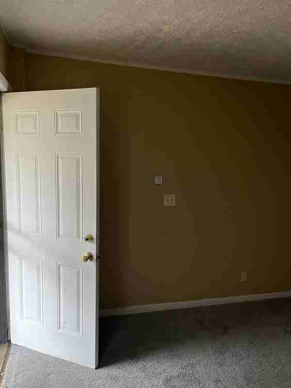1334 Berkeley Rd - Photo 2 of 14