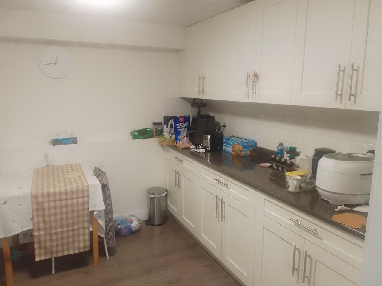 1059 Milford Avenue - Photo 5 of 11