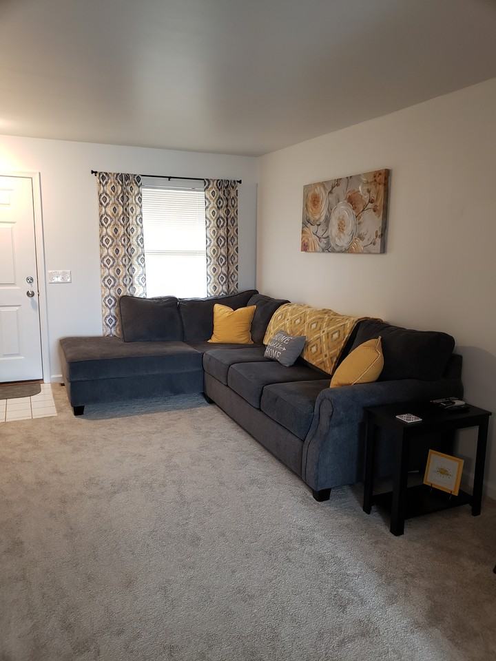 205 Acorn Cir #NA - Photo 2 of 17