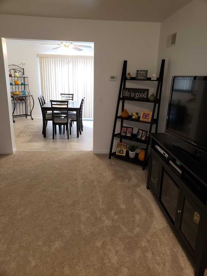205 Acorn Cir #NA - Photo 3 of 17