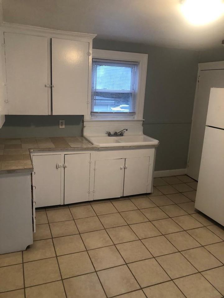 95 Broadway - Photo 4 of 12