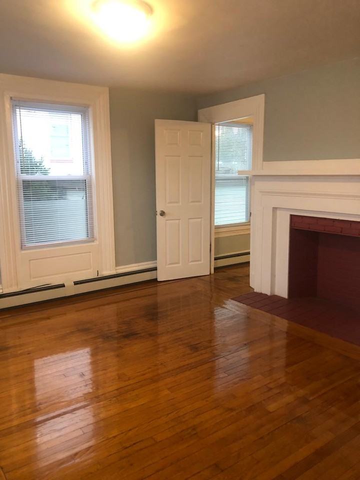 95 Broadway - Photo 7 of 12