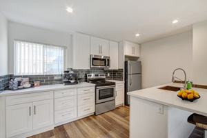 featured image of 15225 Victory Blvd