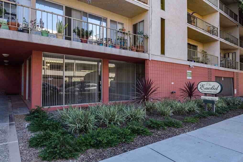 Euclid Ave - Photo 2 of 4