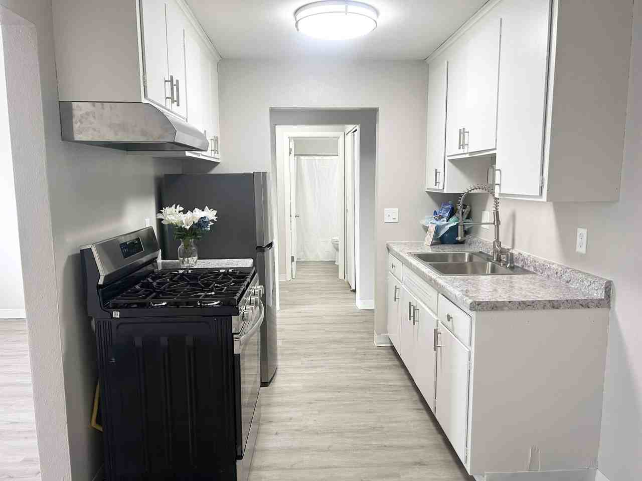 Richfield Square Apartments - Photo 3 of 32