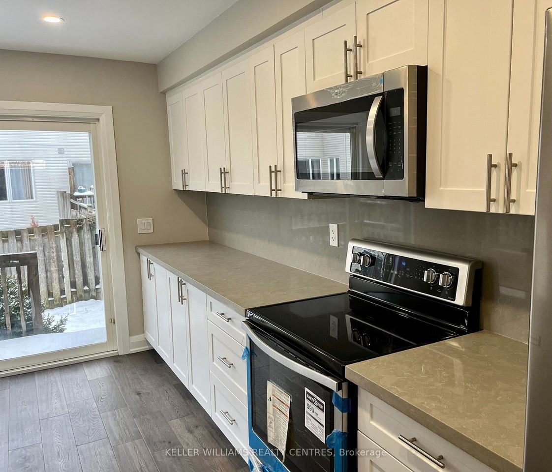 39 Marshview Avenue - Photo 3 of 15
