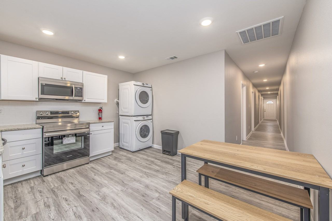 Columbus Avenue - Photo 2 of 7