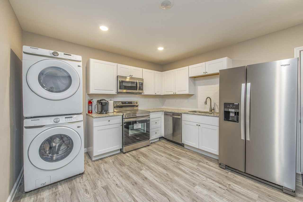 Columbus Ave - Photo 2 of 7