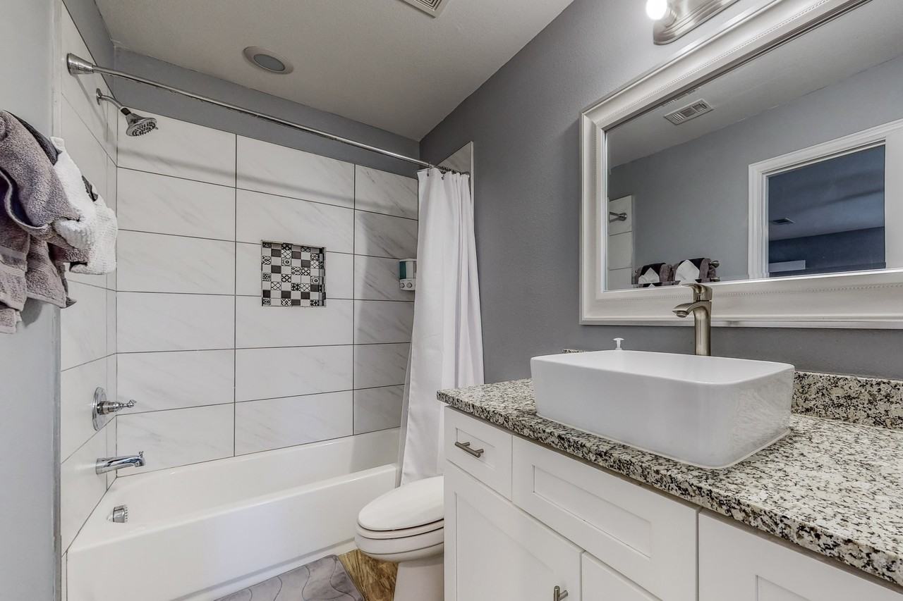 Wolcott Dr - Photo 4 of 17