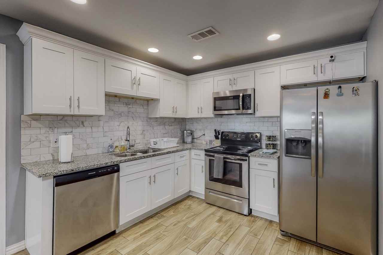 Wolcott Dr - Photo 5 of 17