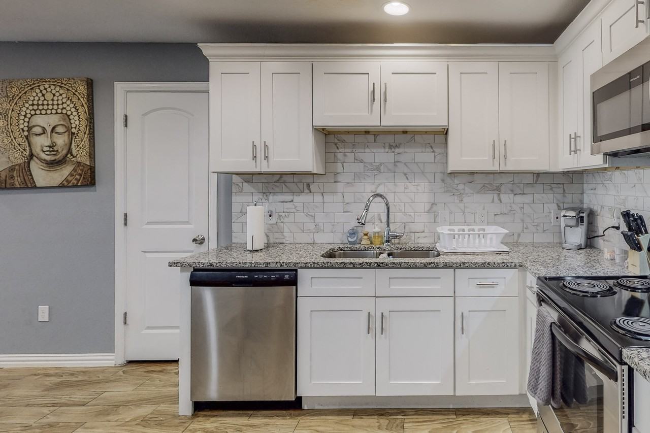 Wolcott Dr - Photo 7 of 17