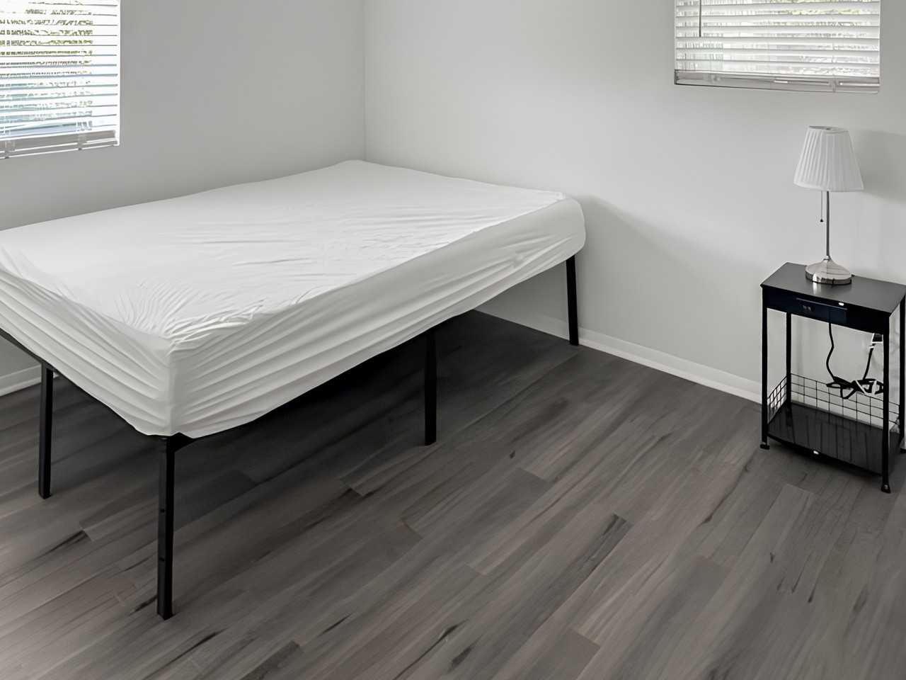 Holderness St Sw - Photo 3 of 13