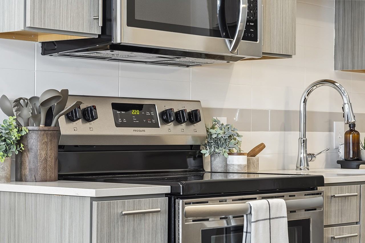 Pinnacle Heights - Photo 6 of 50