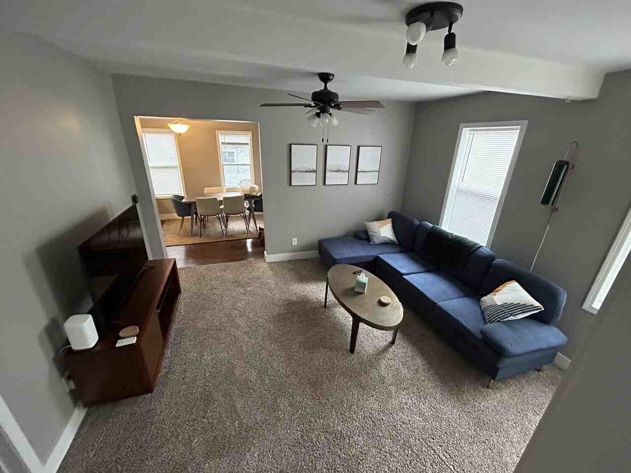 619 Charles Ave Se - Photo 2 of 21