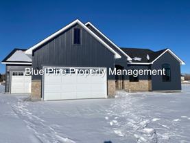 1104 Cypress Loop - Photo 1 of 1