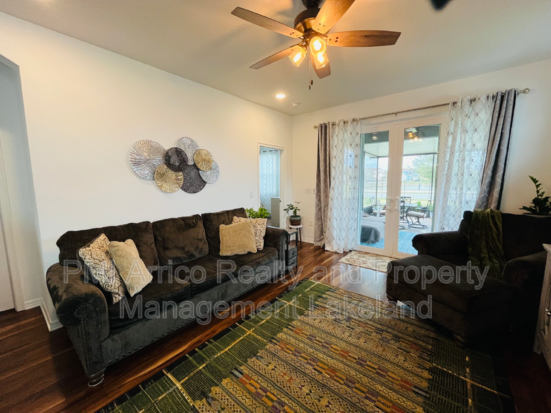 6264 Great Bear Dr - Photo 7 of 44