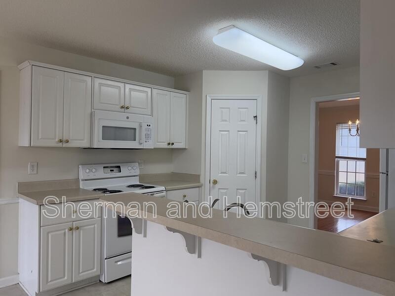 3404 Thames Pl - Photo 3 of 50