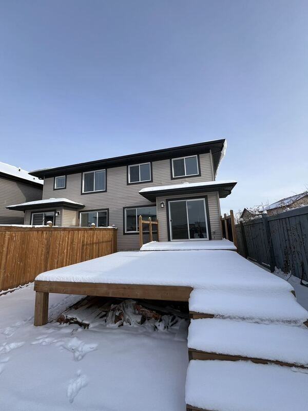 9420 209 St Nw - Photo 3 of 25