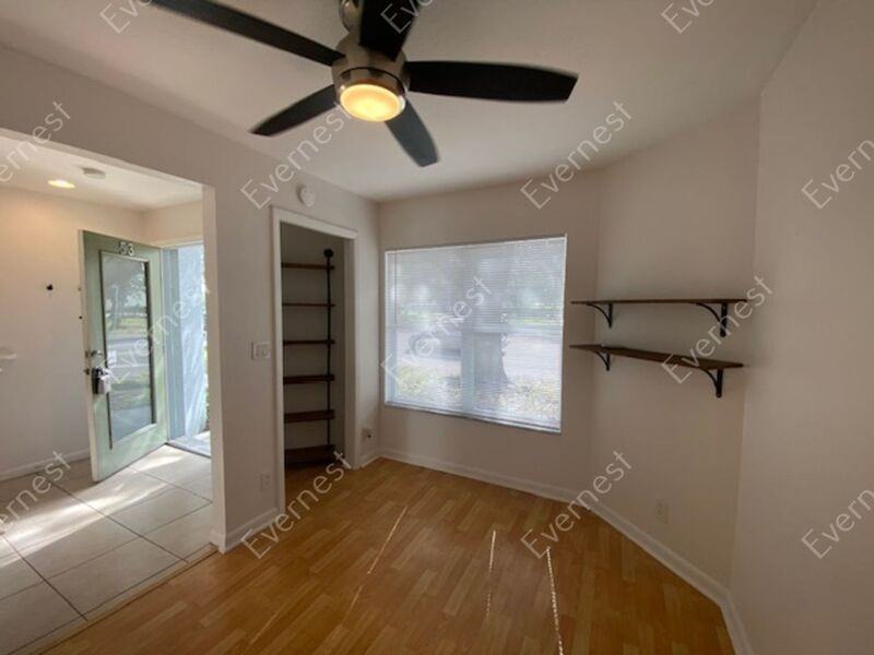 53 16th St S - Photo 3 of 21