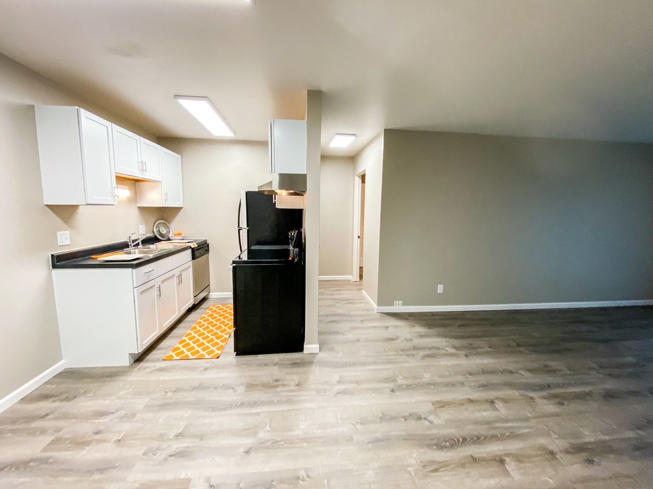 702 West Badger Road #15 - Photo 4 of 8