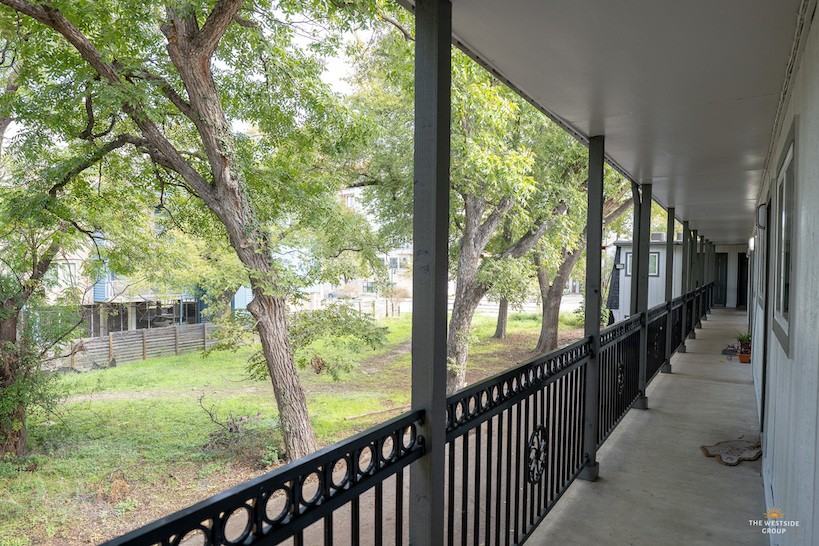 Montage Apartments West Campus - Photo 2 of 17