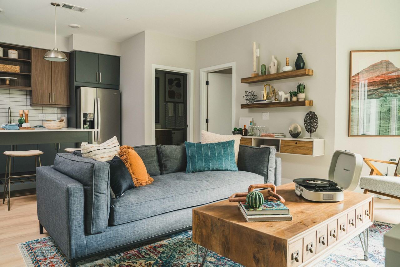 Modera Germantown - Photo 5 of 50