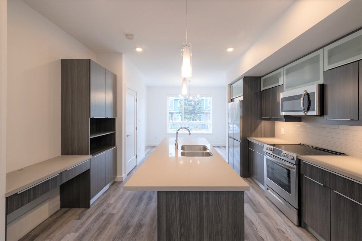 15010 94 Ave Nw - Photo 2 of 27