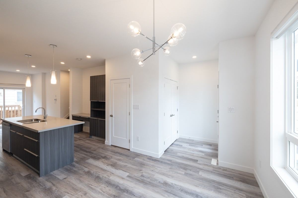 15010 94 Ave Nw - Photo 4 of 27