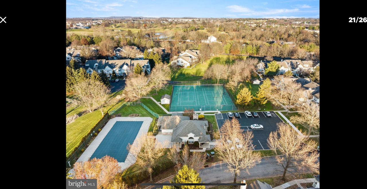 603 Foxcroft Cir #603 - Photo 3 of 4