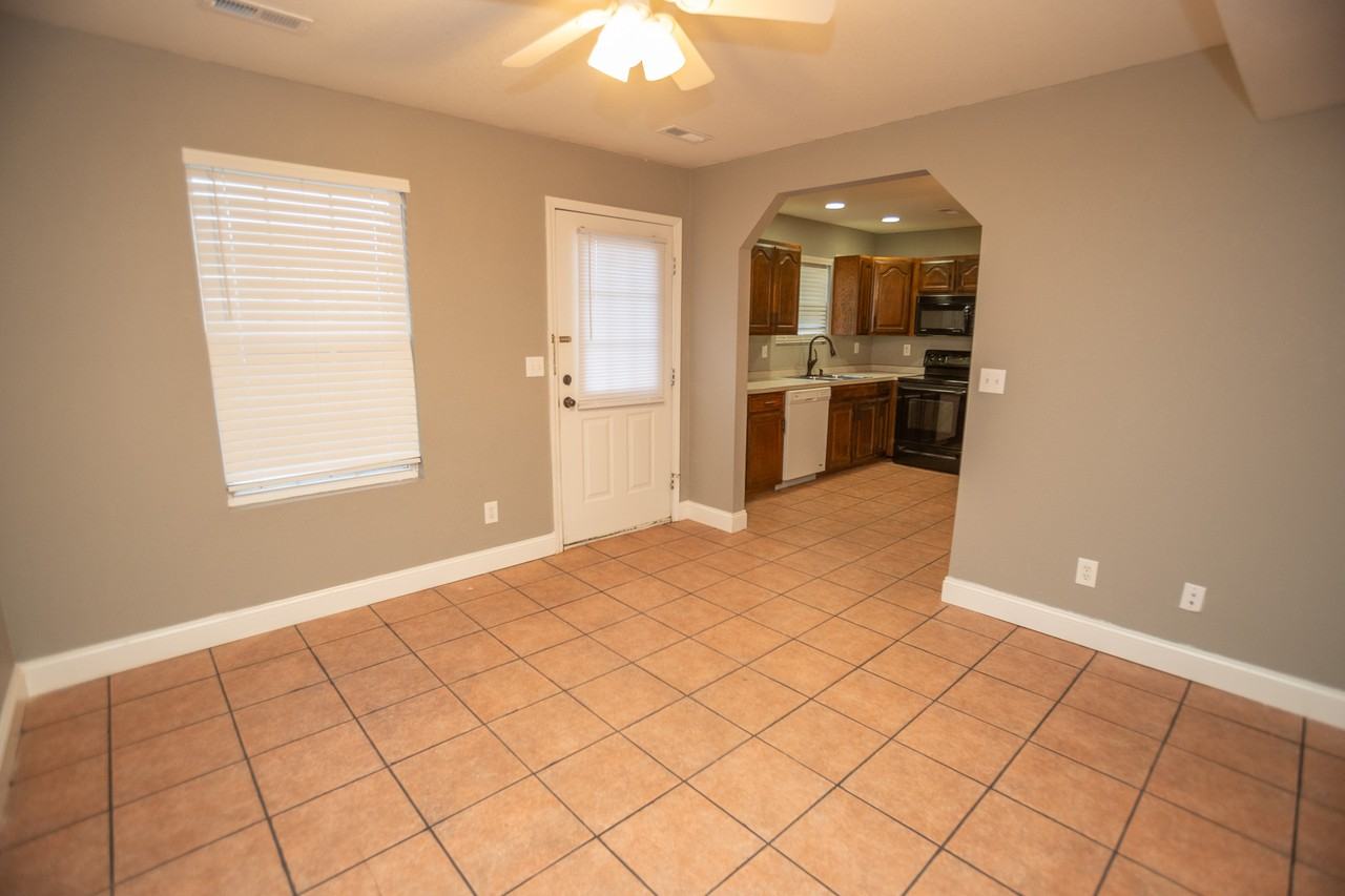 125 Hayes Rd #A - Photo 4 of 19