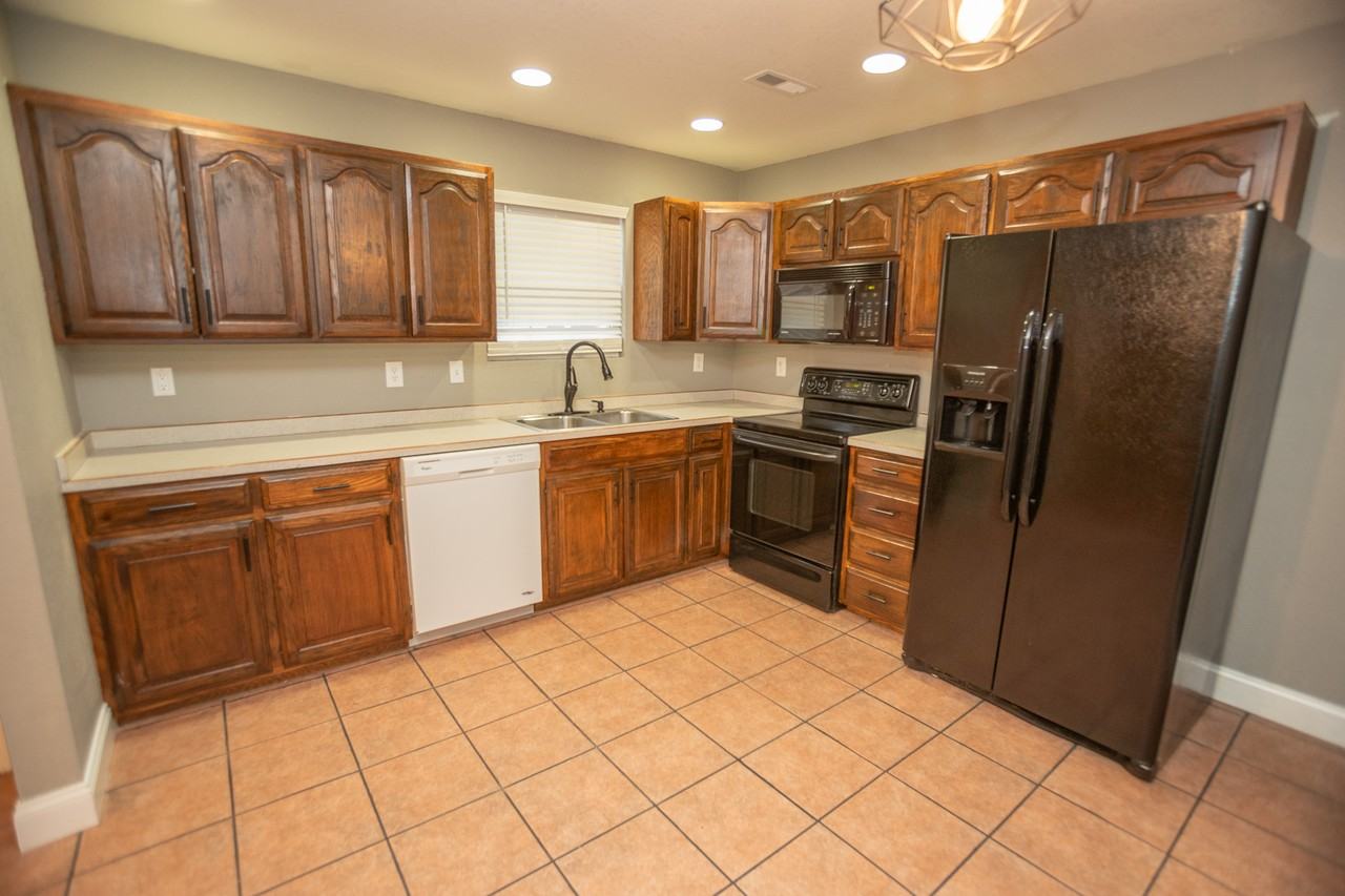 125 Hayes Rd #A - Photo 5 of 19