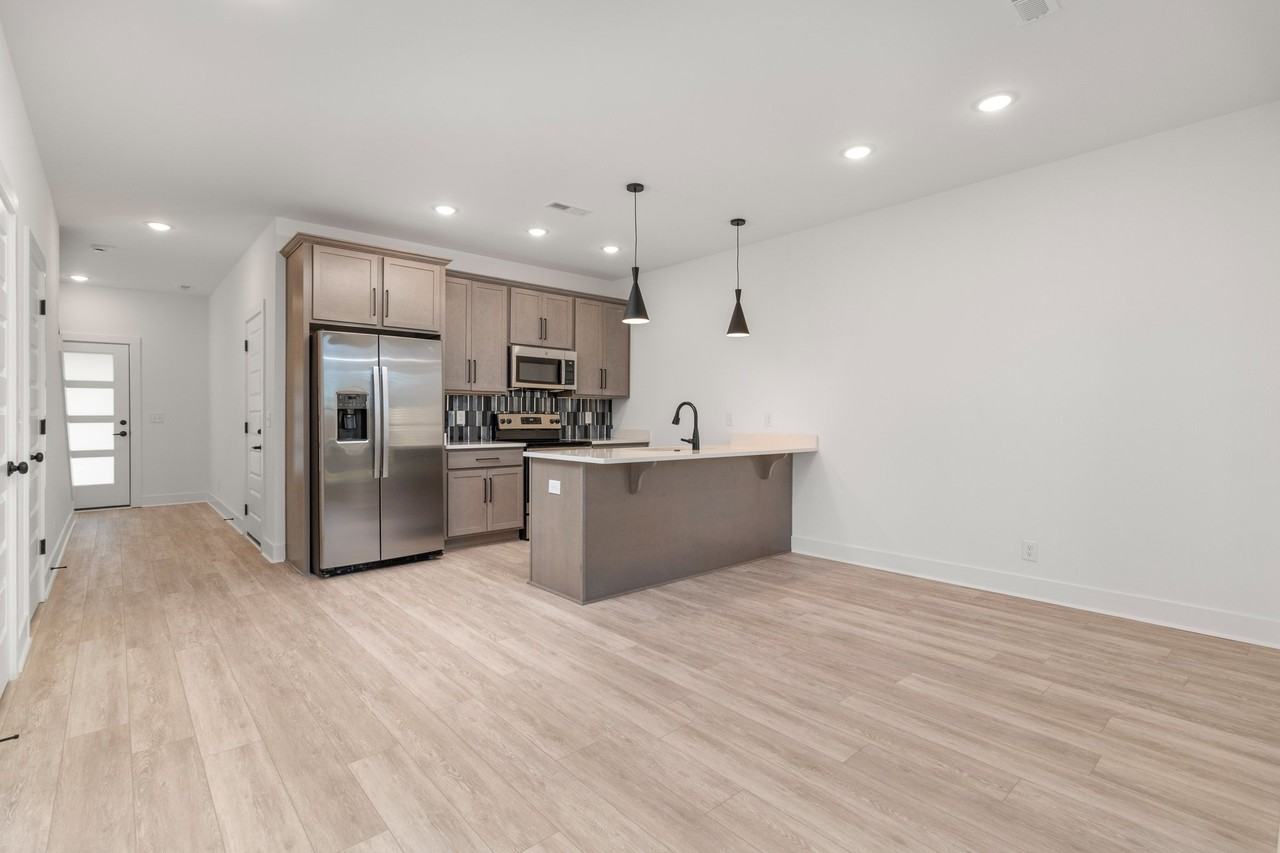 541 Bellamy Ln #541 - Photo 2 of 12