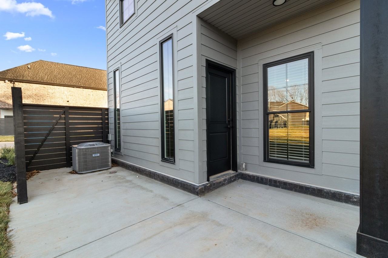 541 Bellamy Ln #541 - Photo 3 of 12