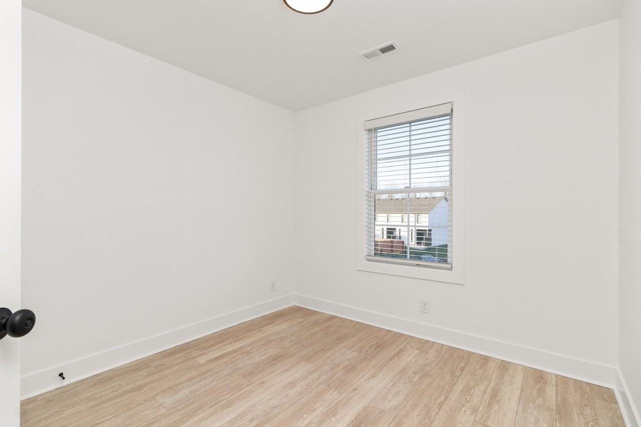 541 Bellamy Ln #541 - Photo 5 of 12