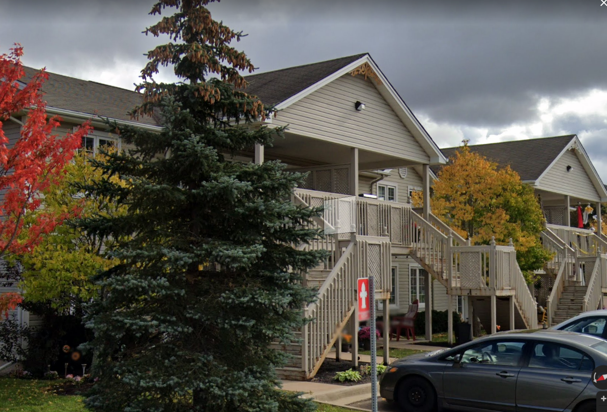 8 Rachel - Photo 3 of 5