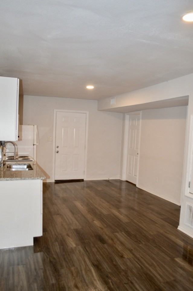 416 Collingsworth Avenue #2 - Photo 3 of 10