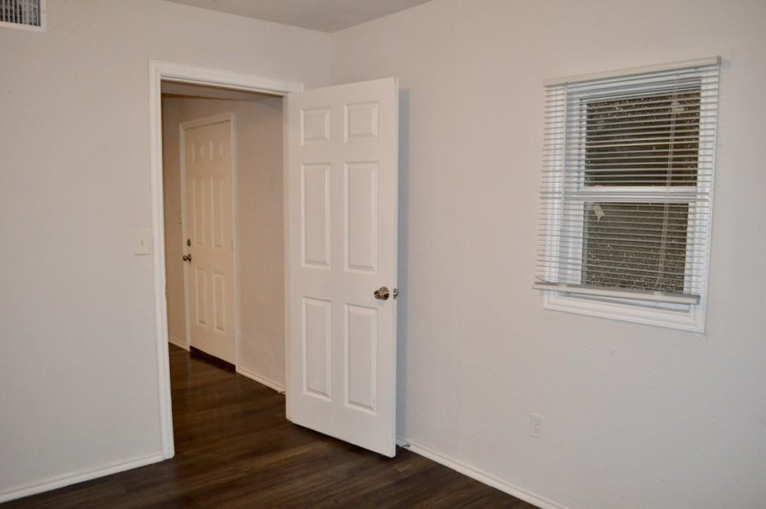 416 Collingsworth Avenue #2 - Photo 6 of 10