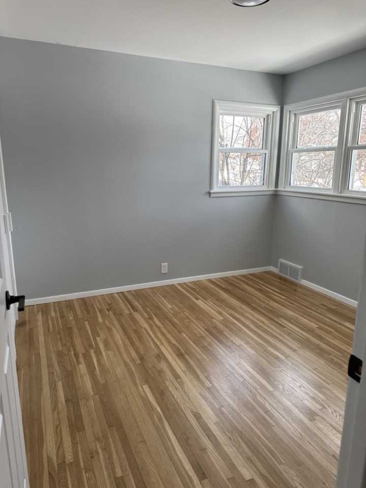 1305 5th St S #1 - Photo 5 of 12