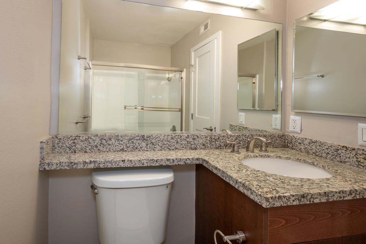 1274 N Crescent Heights Blvd