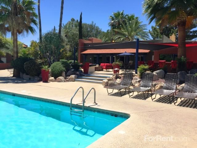 Mission Palms - Photo 2 of 44