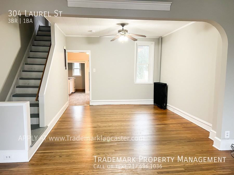 304 Laurel St - Photo 2 of 16
