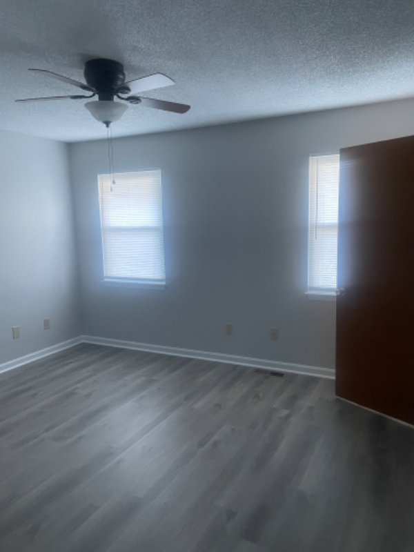 10722 Bean Dr - Photo 3 of 7