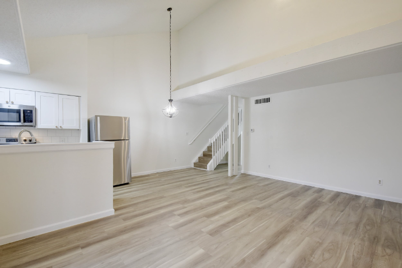 6803 Woodhue Dr #A - Photo 5 of 18