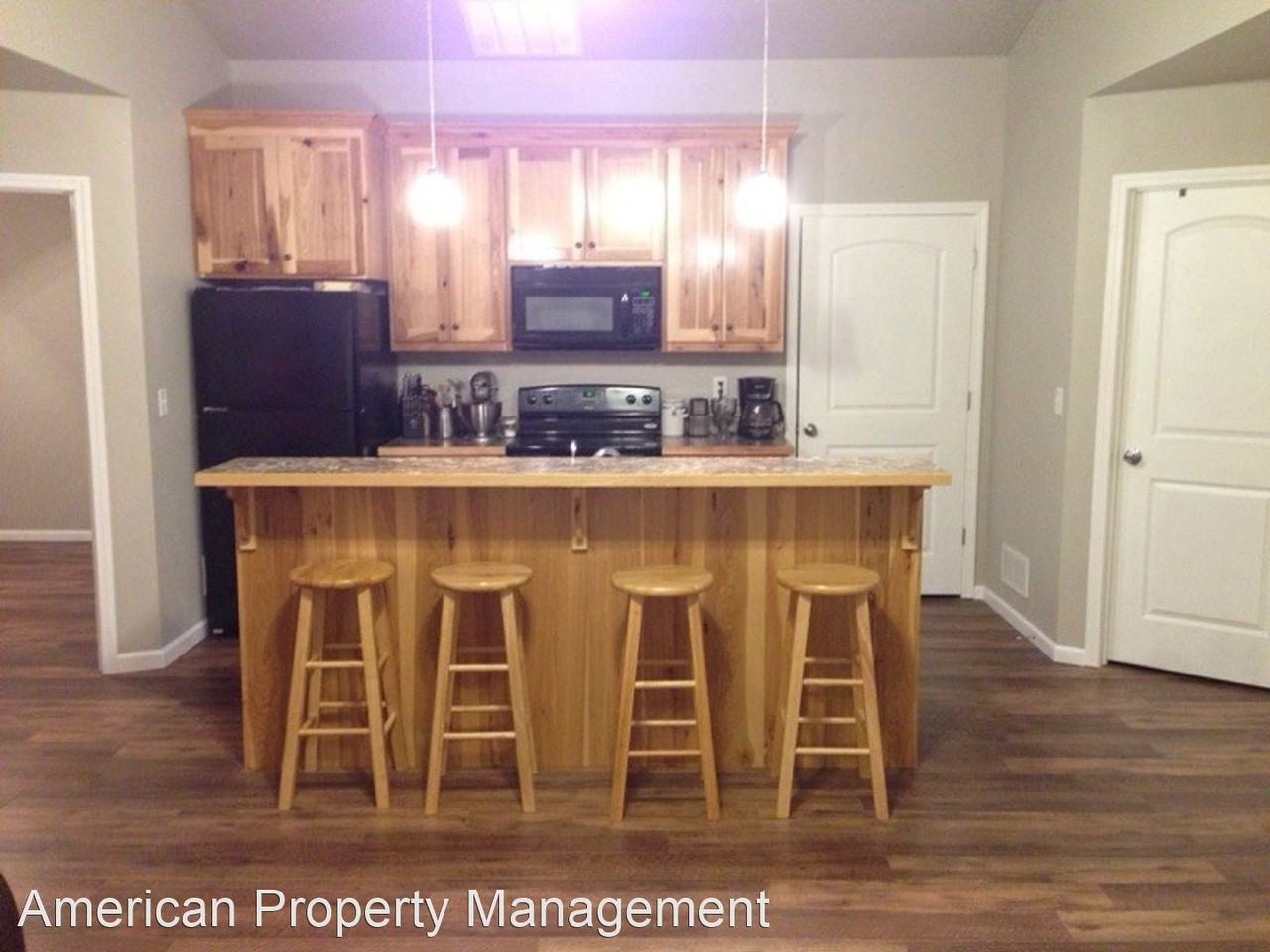 730 N. 6th St - Photo 2 of 5